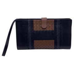 Bottega Veneta Black Intrecciato Leather Multifuctional Clutch Bag