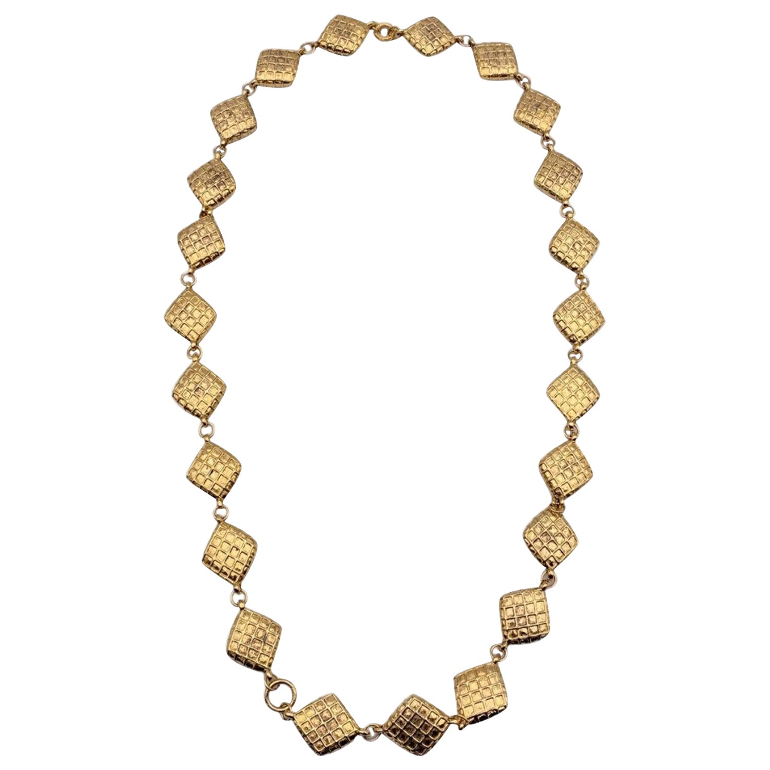 Chanel Vintage Gold Metal Quilted Collar Necklace For Sale