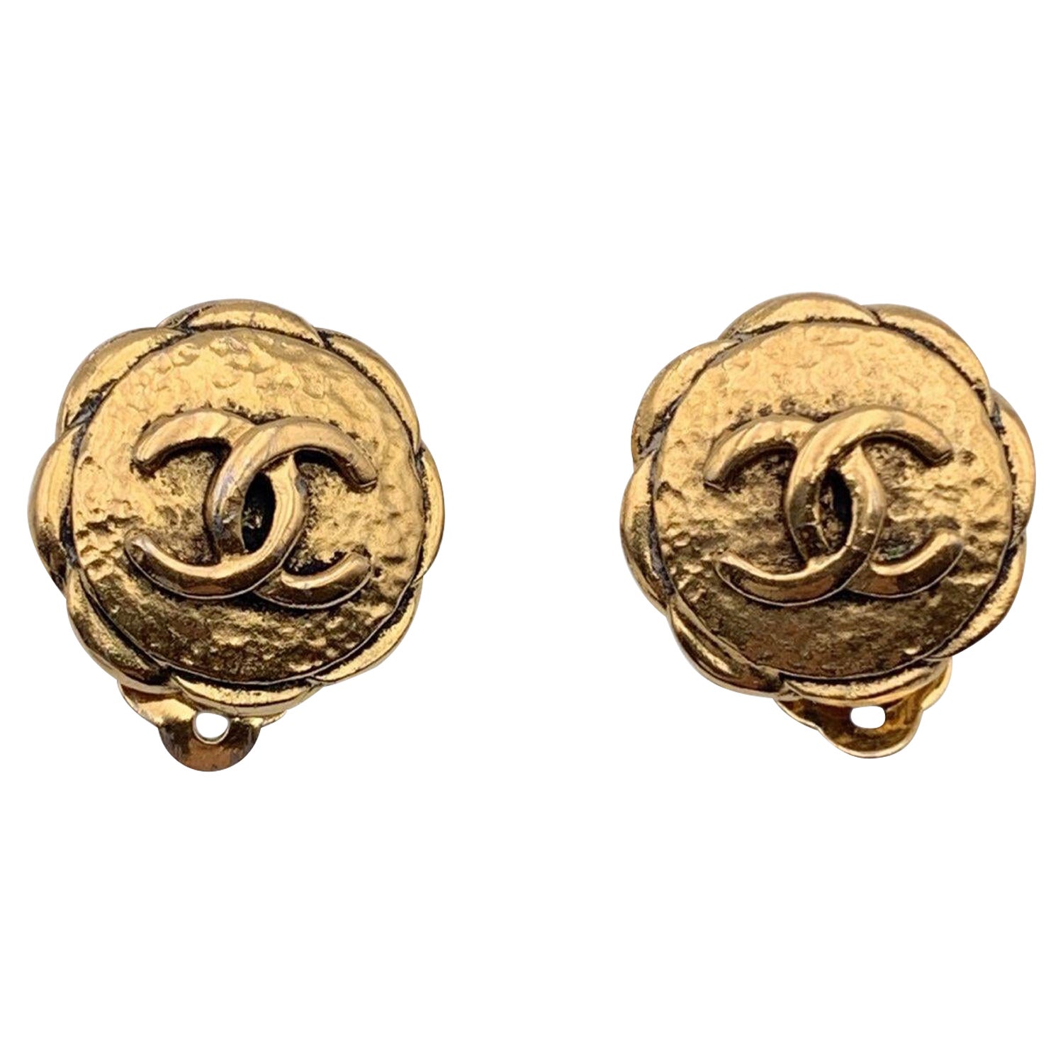 Chanel Vintage Gold Metal Embossed CC Logo Flower Clip On Earrings