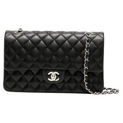 Chanel 2006 Vintage 2.55 Quilted Lambskin Medium Classic Double Flap Bag 
