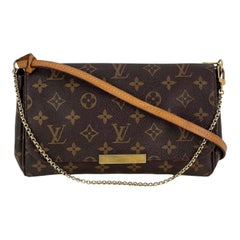 Louis Vuitton Favorite MM Monogram Crossbody Bag