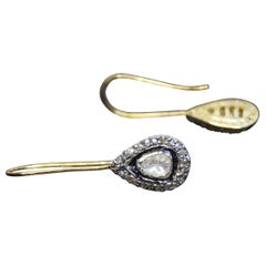 Elegante Ohrringe aus Sterlingsilber mit ungeschliffenen Diamanten in natürlicher Form 