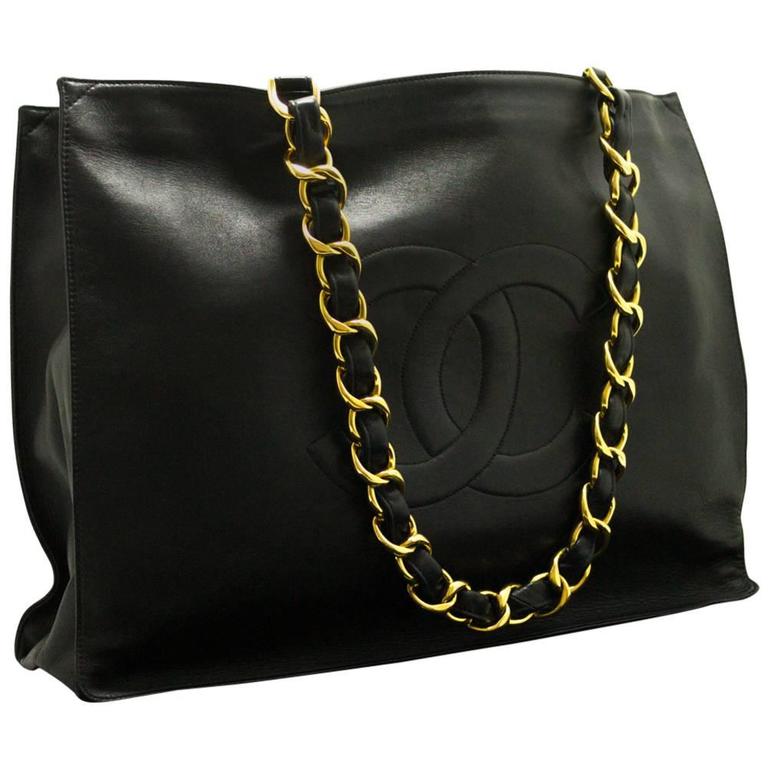 CHANEL Jumbo Large Big Chain Shoulder Bag Black Lambskin Leather at 1stdibs