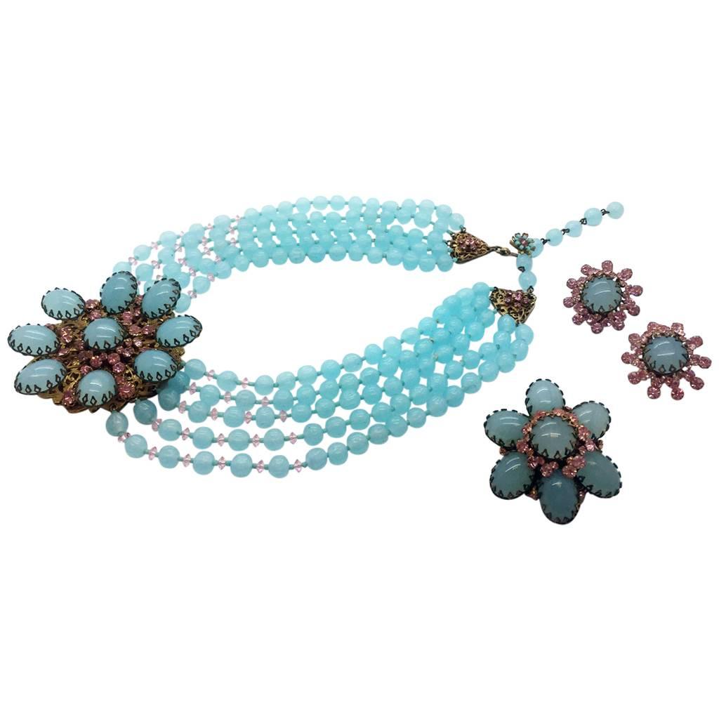 1960s Miriam Haskell Signed Aqua and Pink Murano Glass Beads Demi Parure In Excellent Condition For Sale In London, GB