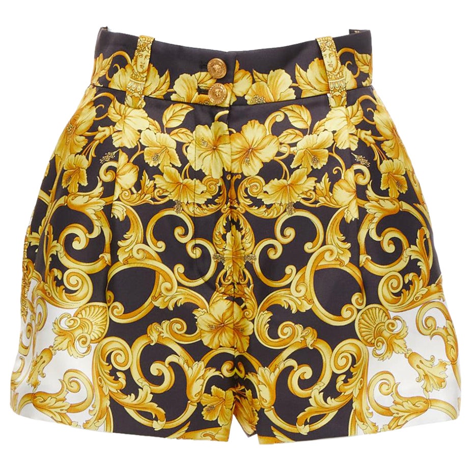 VERSACE 2018 Tribute 100% silk Barocco Hibiscus print high waist shorts IT38 XS For Sale