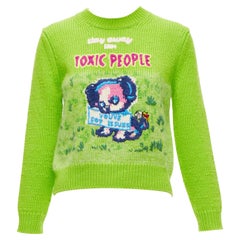 MARC JACOBS Magda Archer Pull court « Toxic People » intarsia vert lime, taille XS