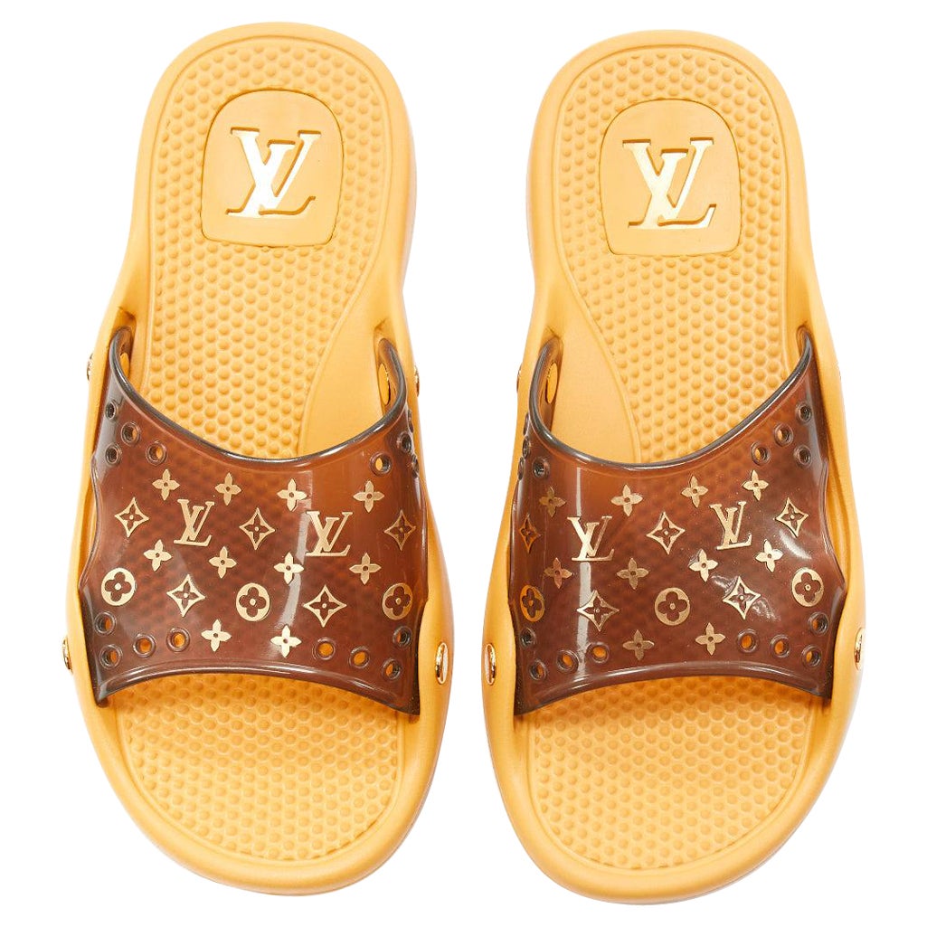 rare LOUIS VUITTON Vintage gold brown monogram PVC rubber pool slides EU38 For Sale