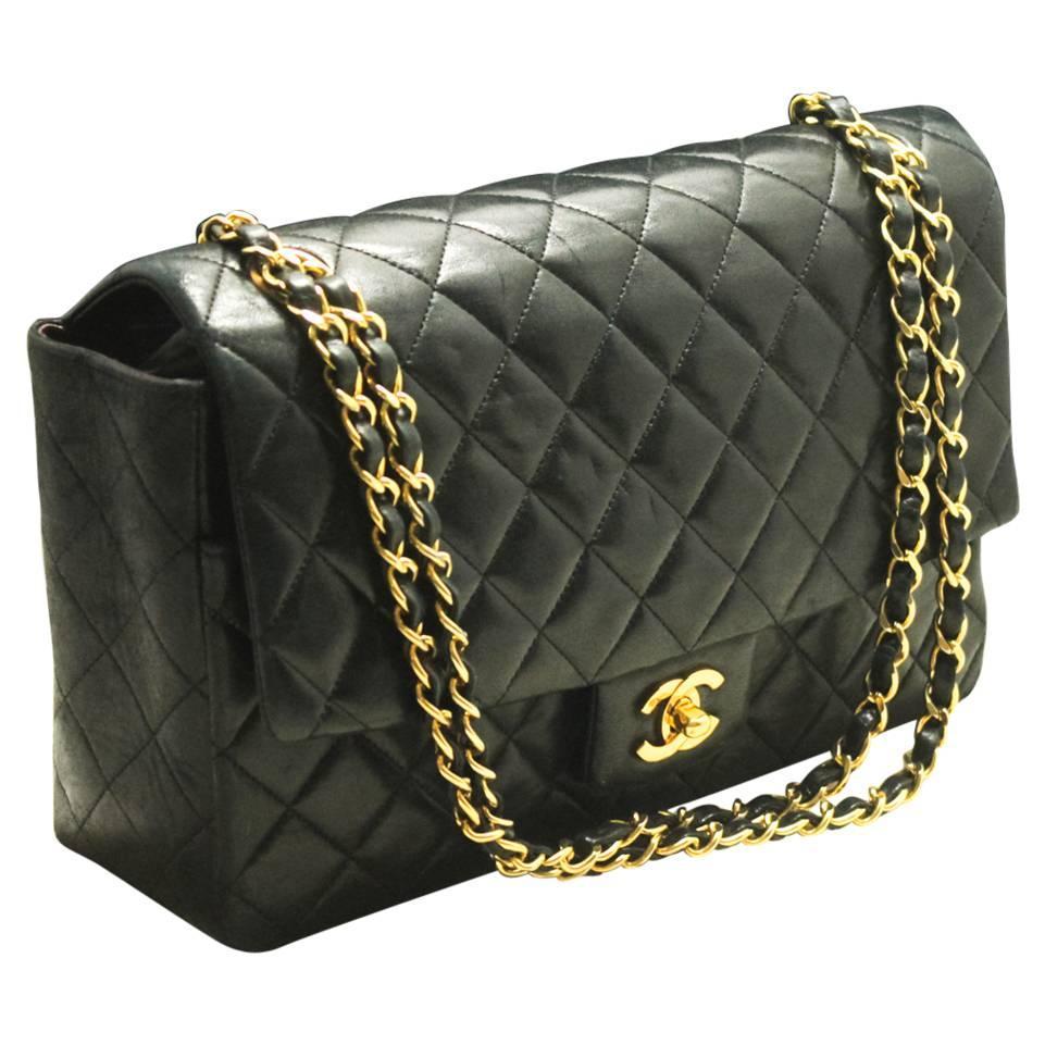 CHANEL Single Flap Chain Shoulder Bag Black Quilted Lambskin For Sale at 1stdibs