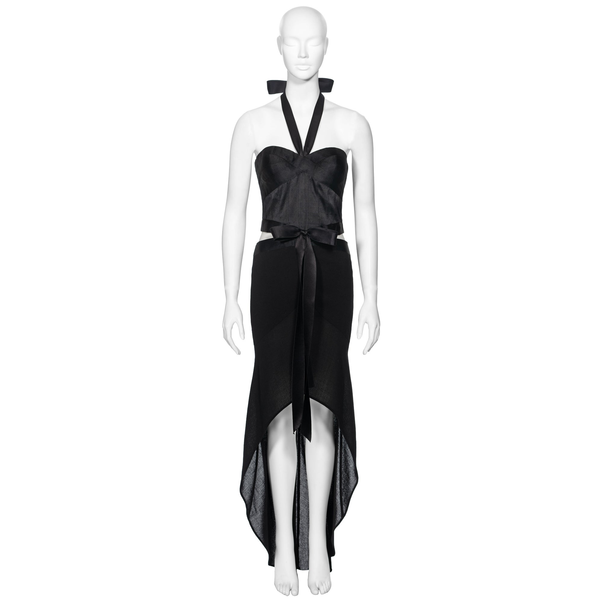Robe de soirée haute couture Chanel par Karl Lagerfeld en soie noire, saison 1994 en vente