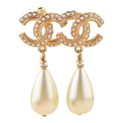 Chanel CC Drop Gold Metal Pearl Earrings