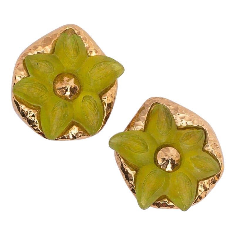 Guy Laroche Golden Metal Clip-on Earrings with Yellow Resin For Sale