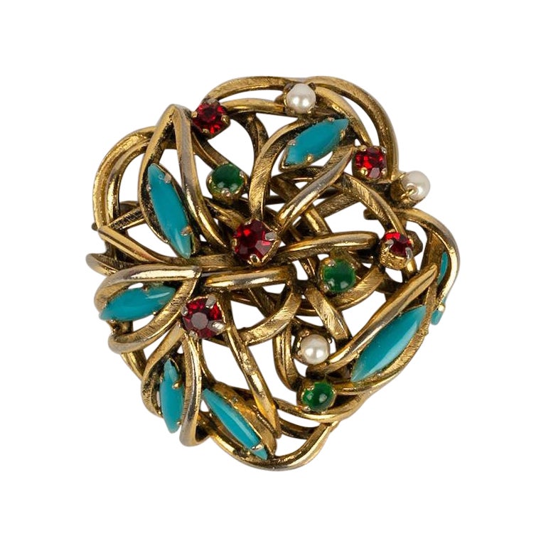Dior Brooch in Gold Metal and Rhinestones, 1962 For Sale