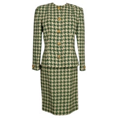 Retro Nina Ricci Woolen Outfit with Green Houndstooth Pattern