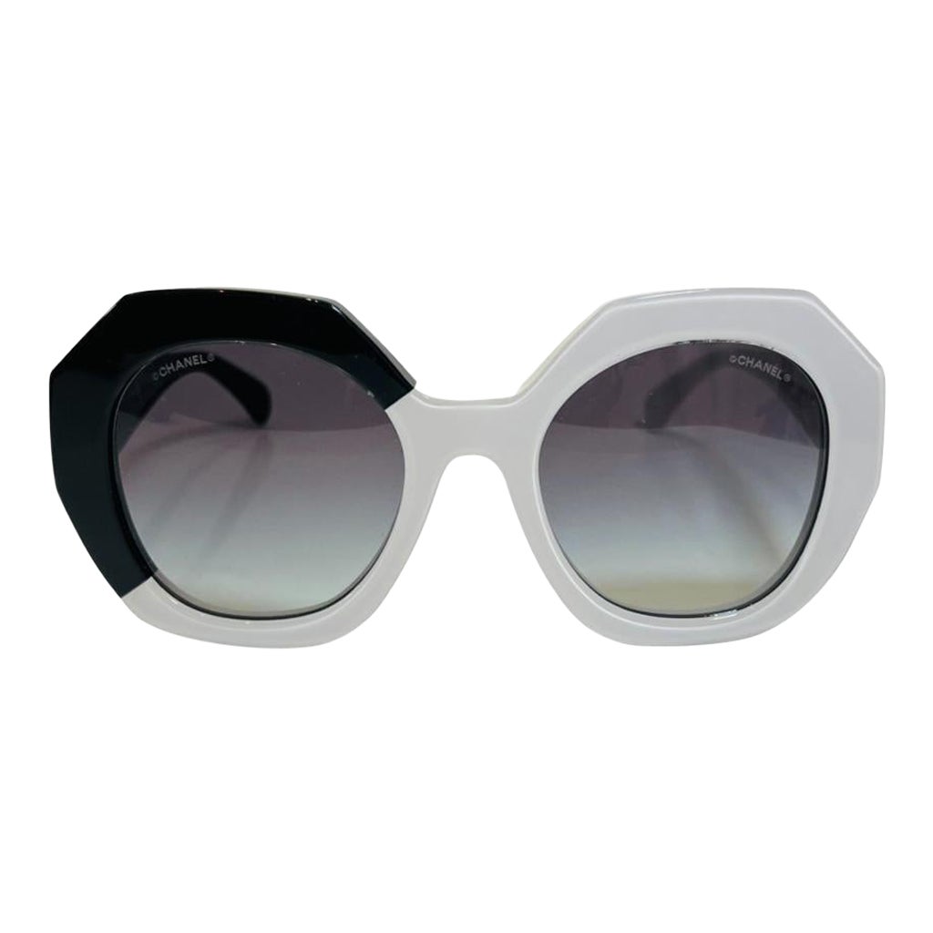 Chanel 'CC' Logo-Sonnenbrille im Angebot