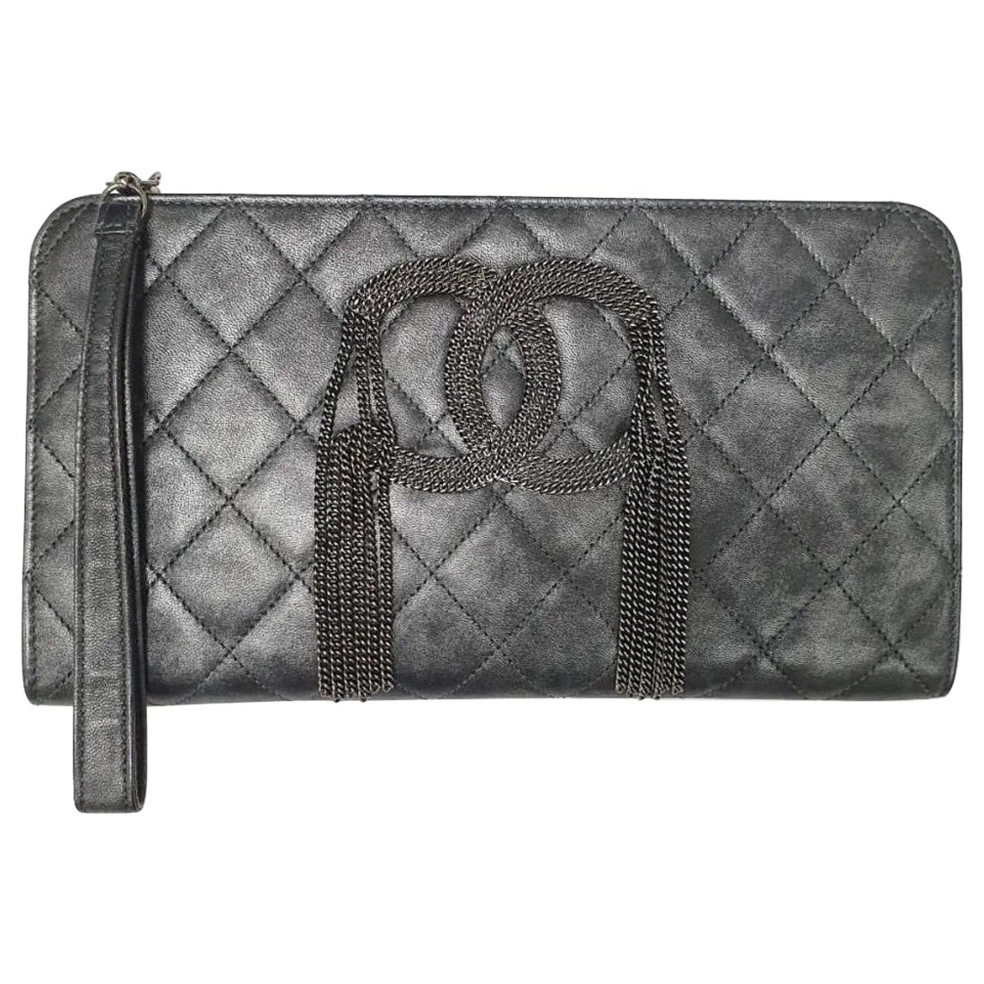 Chanel Metallic Quilted Calfskin Chain CC Wristlet Clutch For Sale
