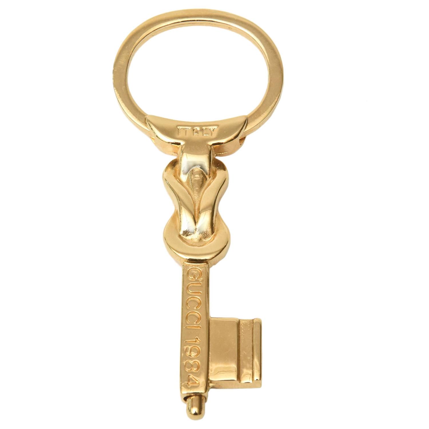 Signed Gucci Gold Plated Key Chain For Sale at 1stdibs