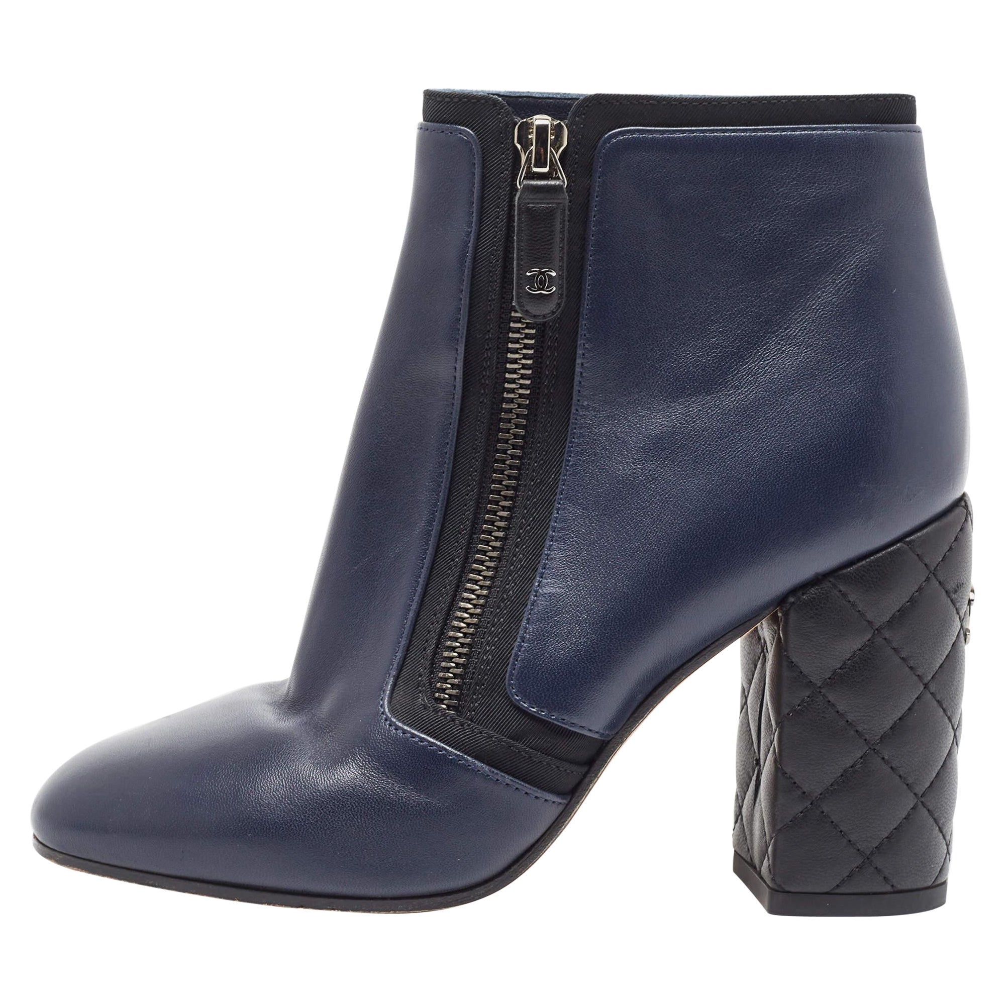 Chanel Blue Leather CC Block Heel Ankle Boots Size 36 For Sale