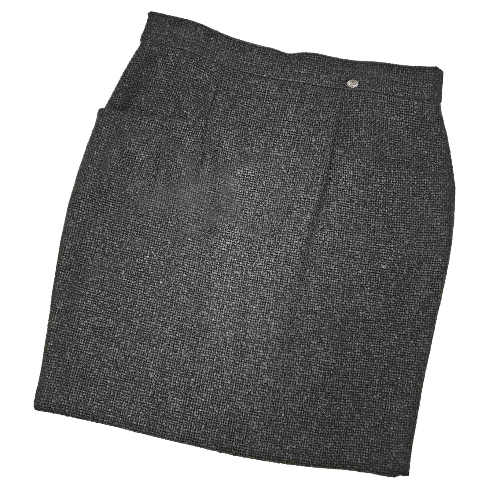 Chanel Grey Tweed Mini Skirt For Sale