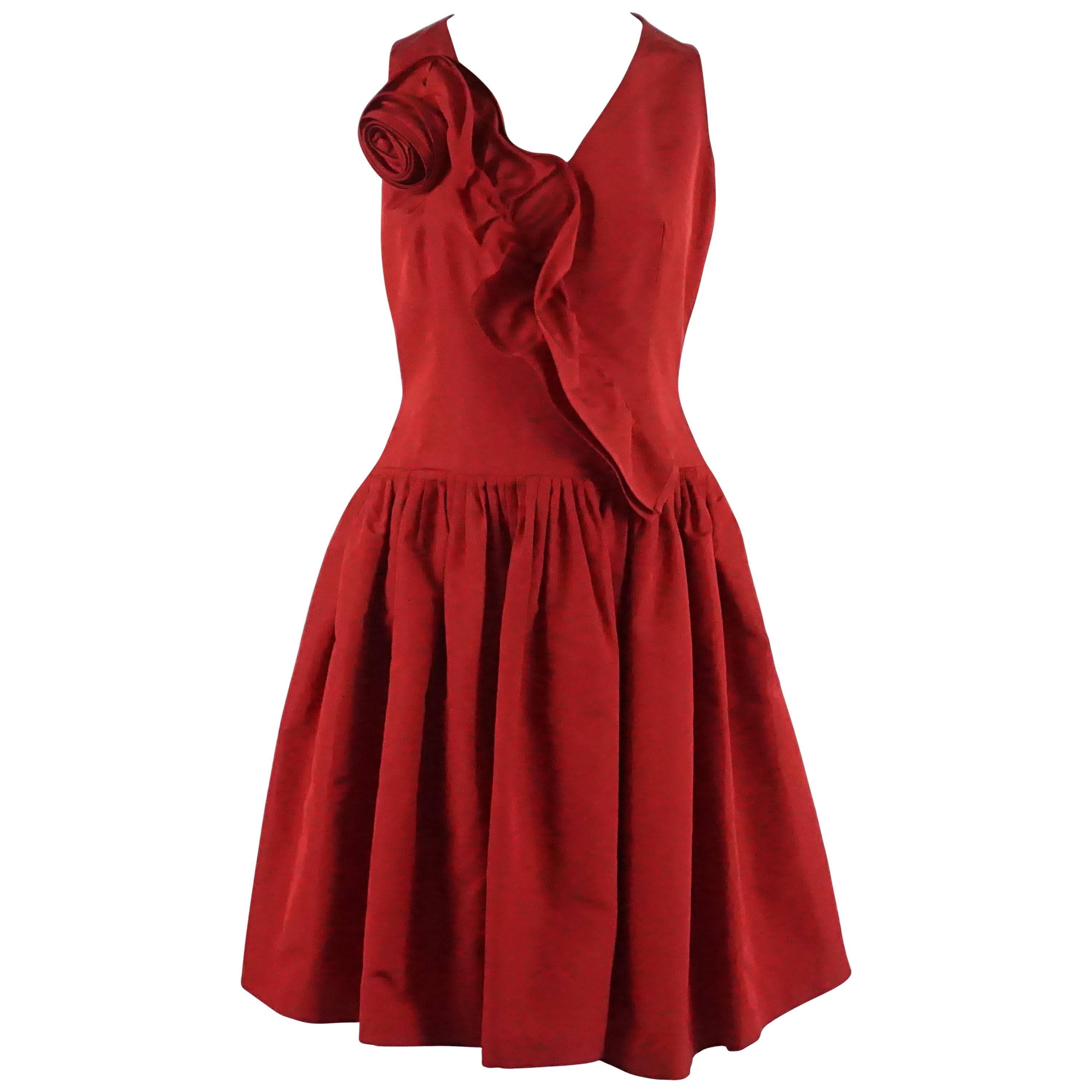 Oscar de la Renta Red Silk Taffeta Dress with Rose Detail - 6