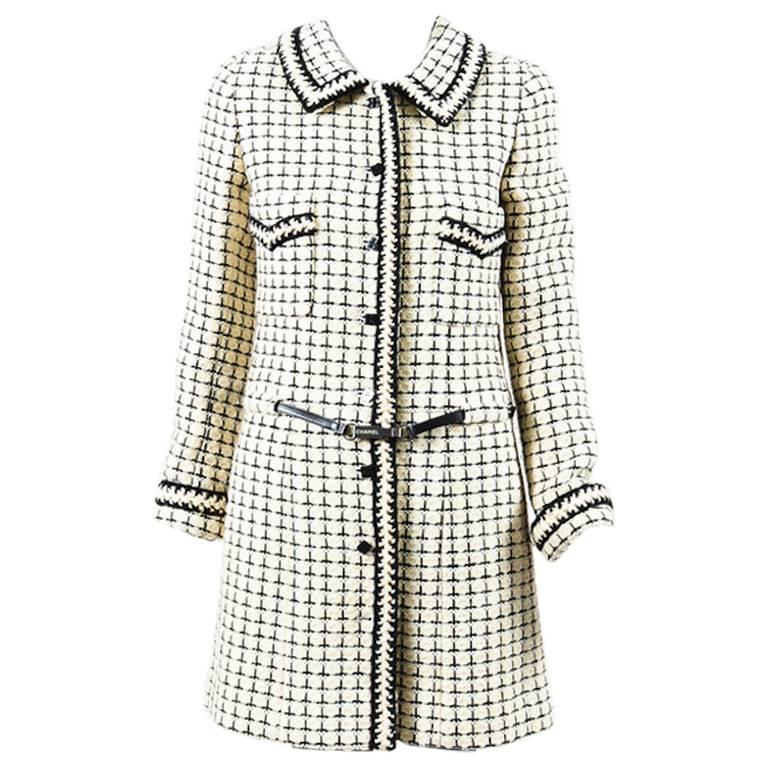 Chanel New Black Cream Tweed Belted Coat Size 38 For Sale