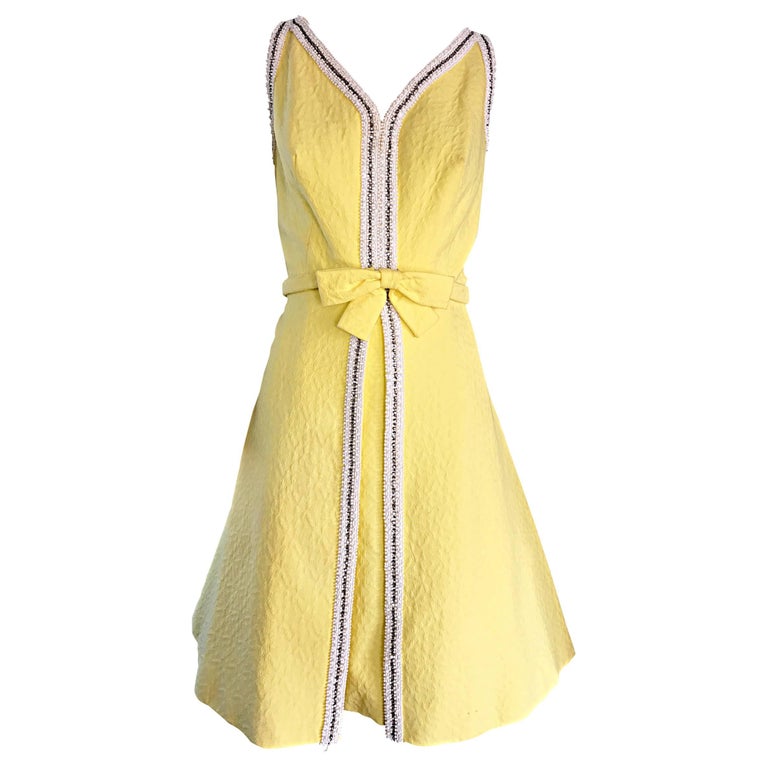 Chic 1960s Seaton Enterprises Ltd. Vintage Large Size Yellow 60s A Line  Dress For Sale at 1stDibs | seaton clothing