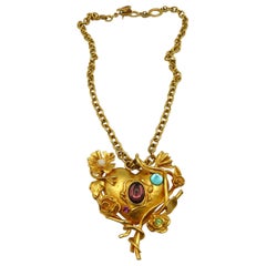 CHRISTIAN LACROIX Collier pendentif vintage en forme de cœur en miroir à fleurs orné de bijoux
