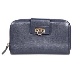 Salvatore Ferragamo Portefeuille Gancini Bit Continental en cuir bleu marine