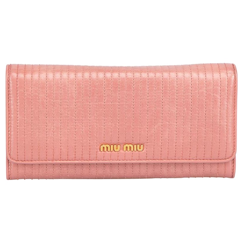 Miu Miu Pink Leather Quilted Continental Wallet For Sale
