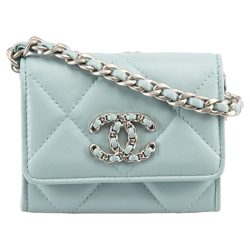 Chanel Blue Leather Chanel 19 Mini Chain Cardholder Wallet For Sale
