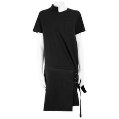 Sacai Schwarzes asymmetrisches Kleid aus Baumwolle mit Schnalle Größe L