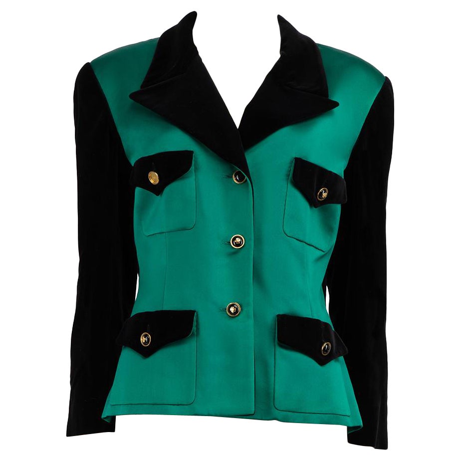 Chanel Vintage Green Velvet Pocket Detailed Blazer Size XXL For Sale