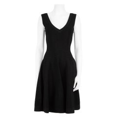 Vintage Alaïa Black Knitted V-Neck Knee Length Dress Size XL