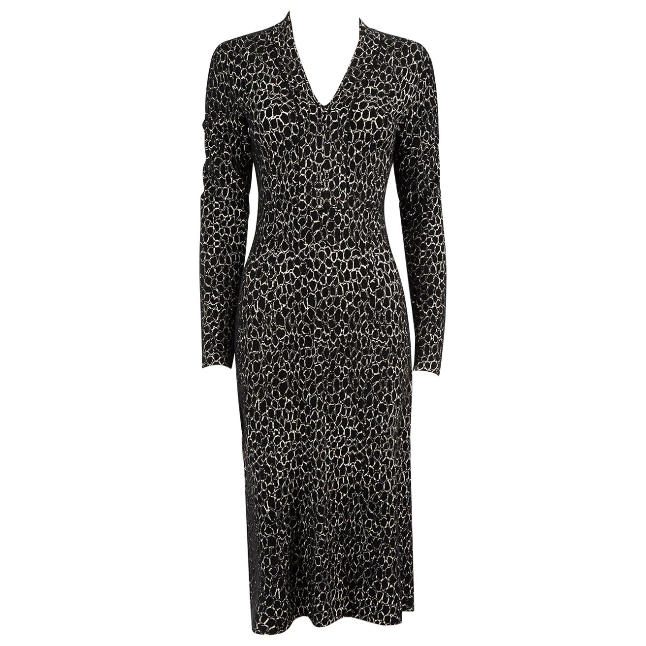 Alaïa Black Knit Patterned V-Neck Midi Dress Size L For Sale