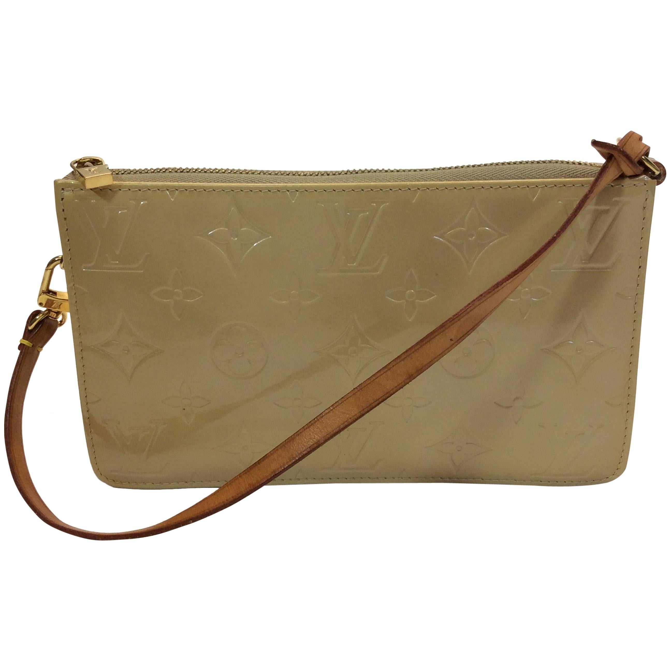 Louis Vuitton Small Tan Patent Leather Monogrammed Handbag For Sale