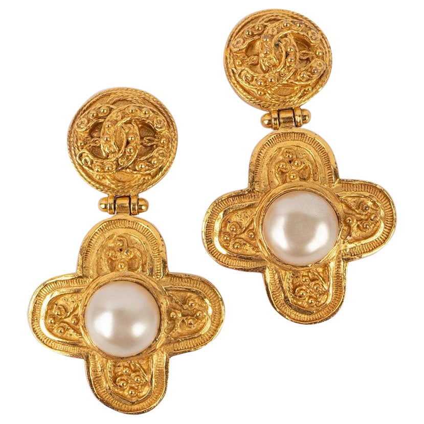 Chanel Golden Metal Earrings with Costume Pearly Cabochons, 1994 For Sale