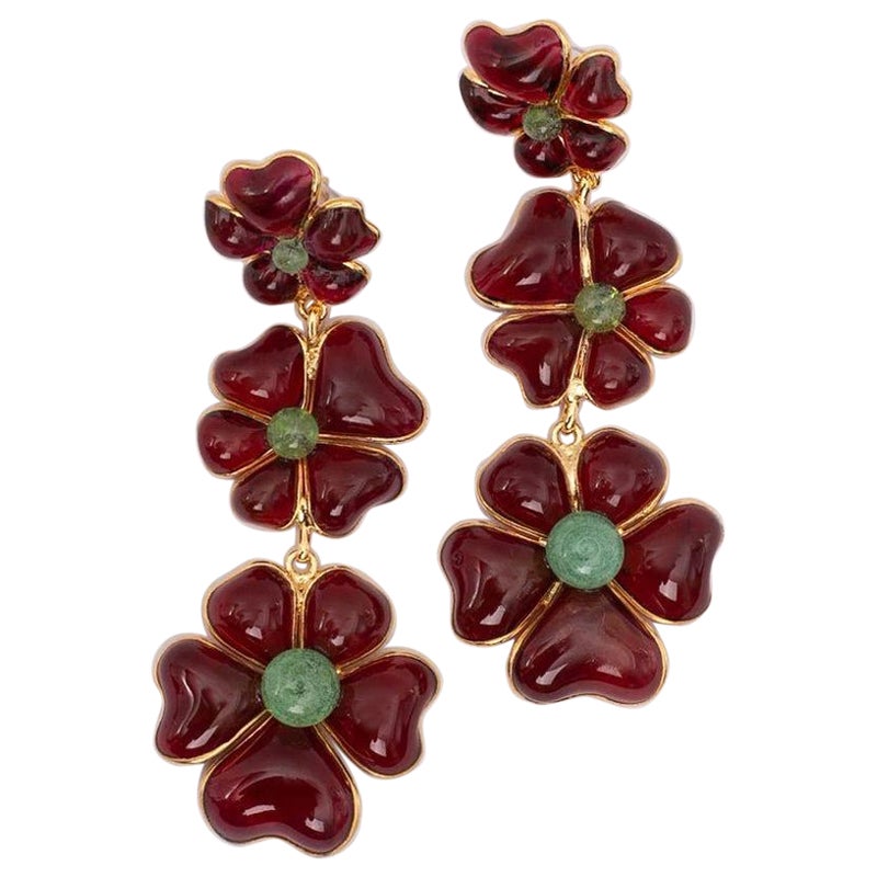 Augustine Golden Metal Earrings with Glass Paste Flowers For Sale