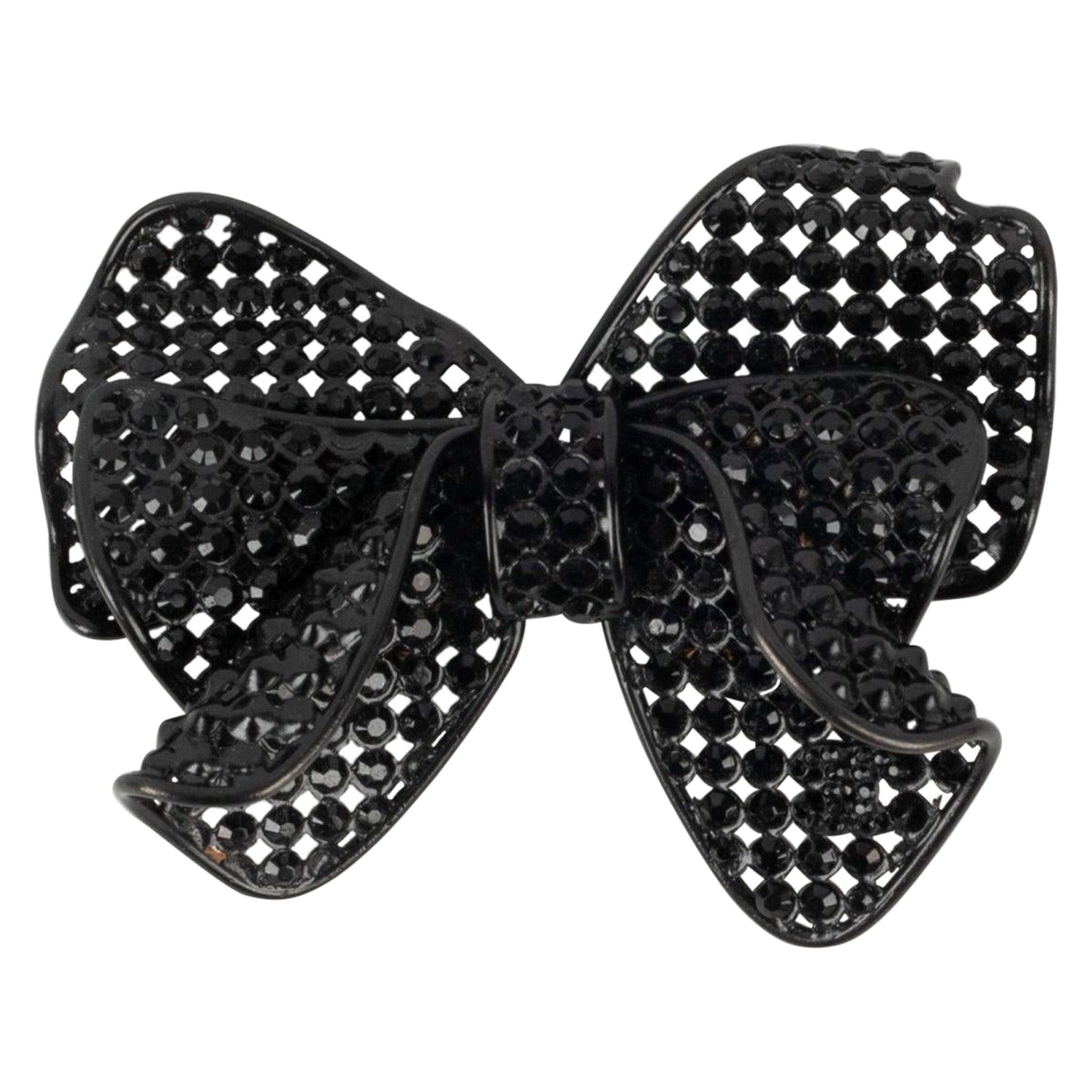Chanel Bow Brooch in Black Metal with Black Rhinestones, 2009 For Sale