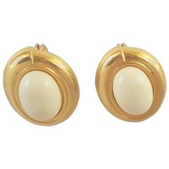 Retro Monet Gold tone White stone clip on earrings