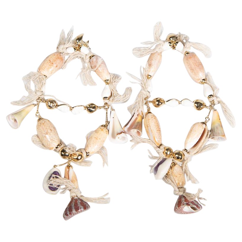 Chloe Beige Seashell Earrings For Sale
