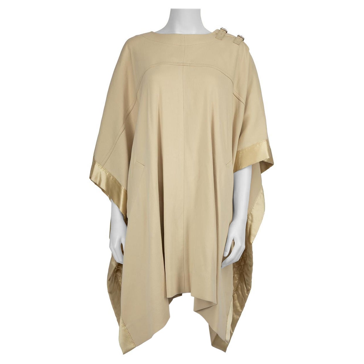 Chloé Beige Wool Buckle Shoulder Detail Poncho Size S For Sale