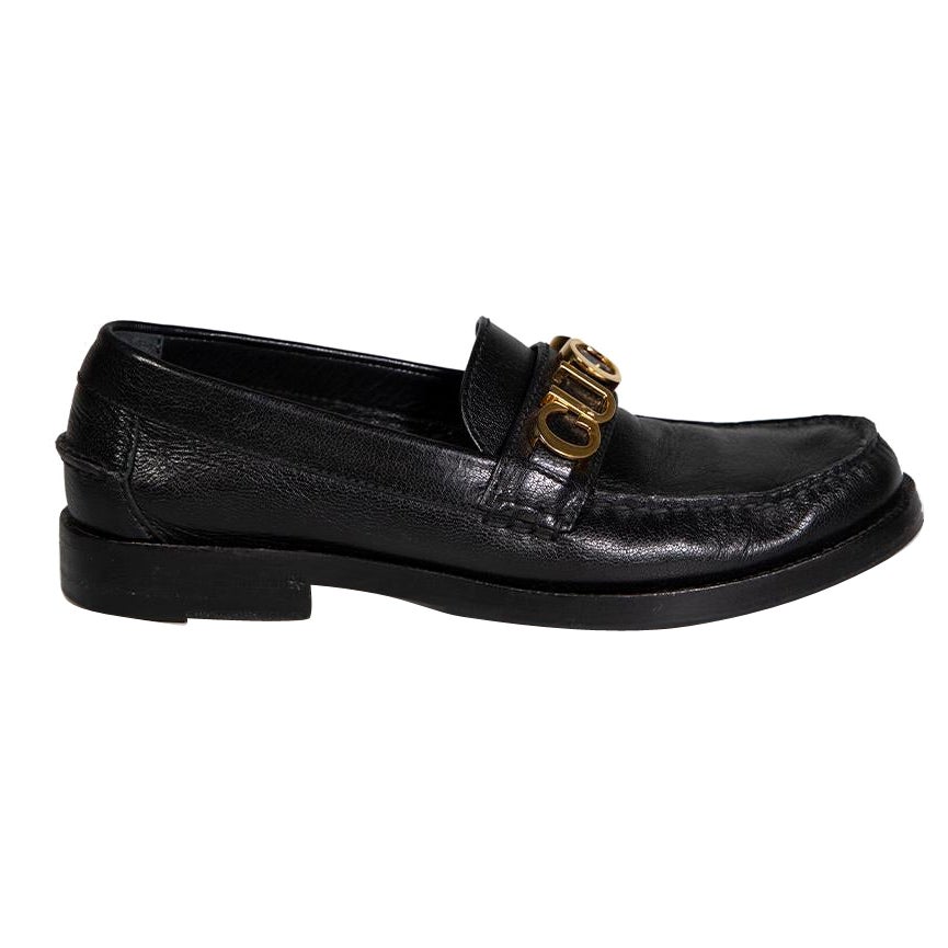 Gucci Black Leather Logo Loafers Size IT 35.5 For Sale