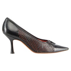 Chanel - Chaussures à talons perforées avec breloques noires vintage, taille IT 36,5