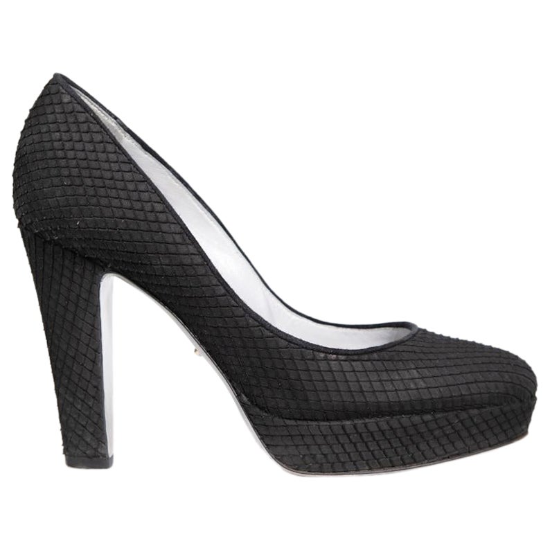 Sergio Rossi Black Snakeskin Pumps Size IT 35.5 For Sale