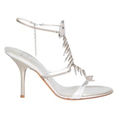 Giuseppe Zanotti Sandalias de piel plateada con espina de pez talla IT 37