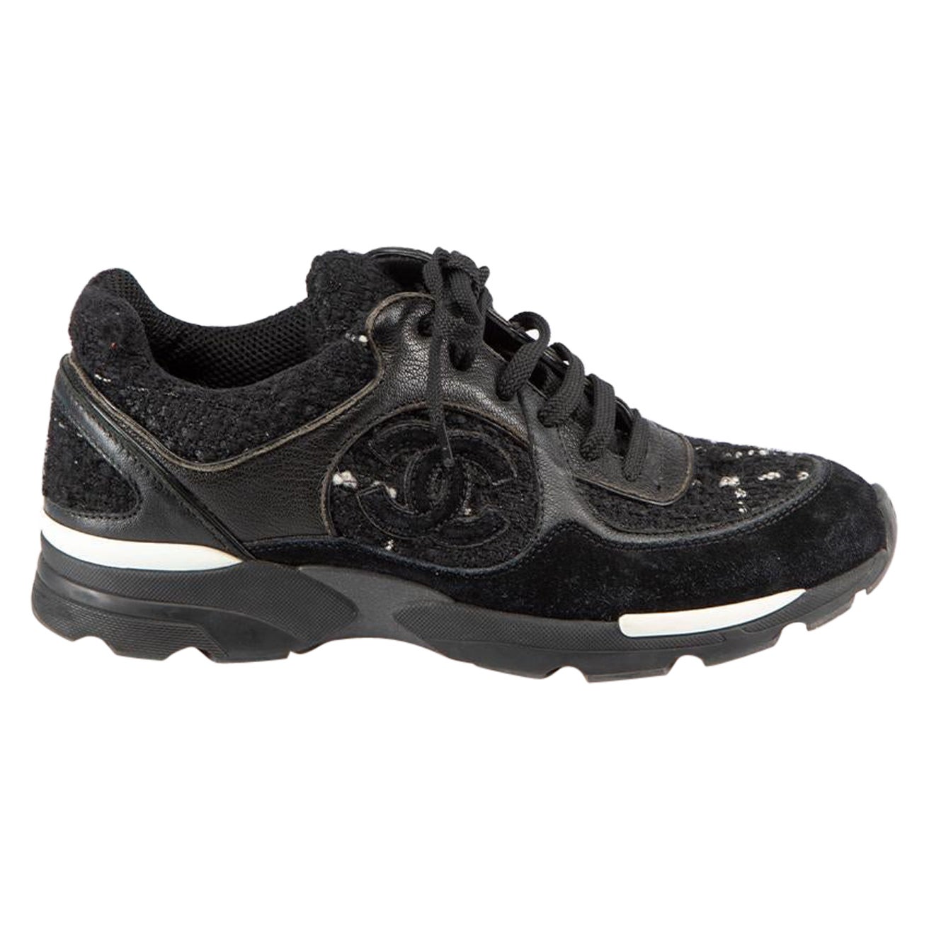 Chanel Black Tweed Goatskin Panelled CC Trainers Size IT 36.5 For Sale