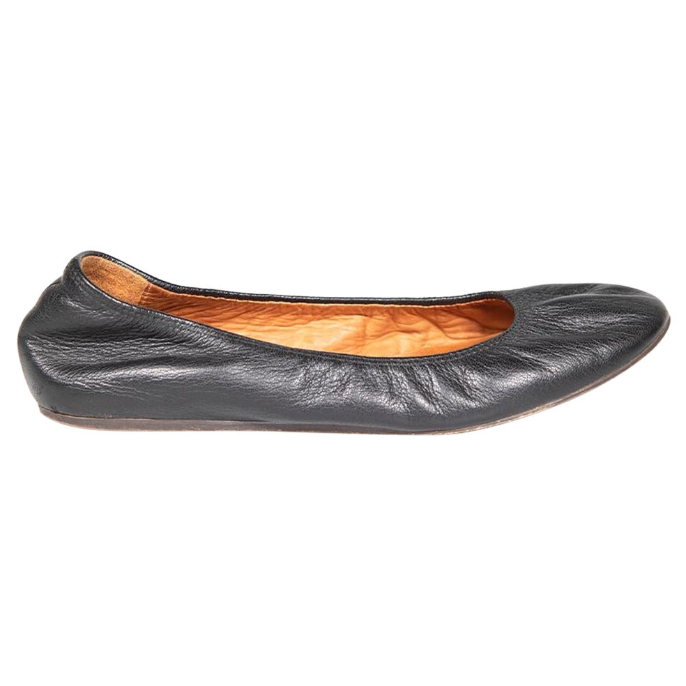 Lanvin Black Leather Round Toe Ballet Flats Size IT 38.5 For Sale
