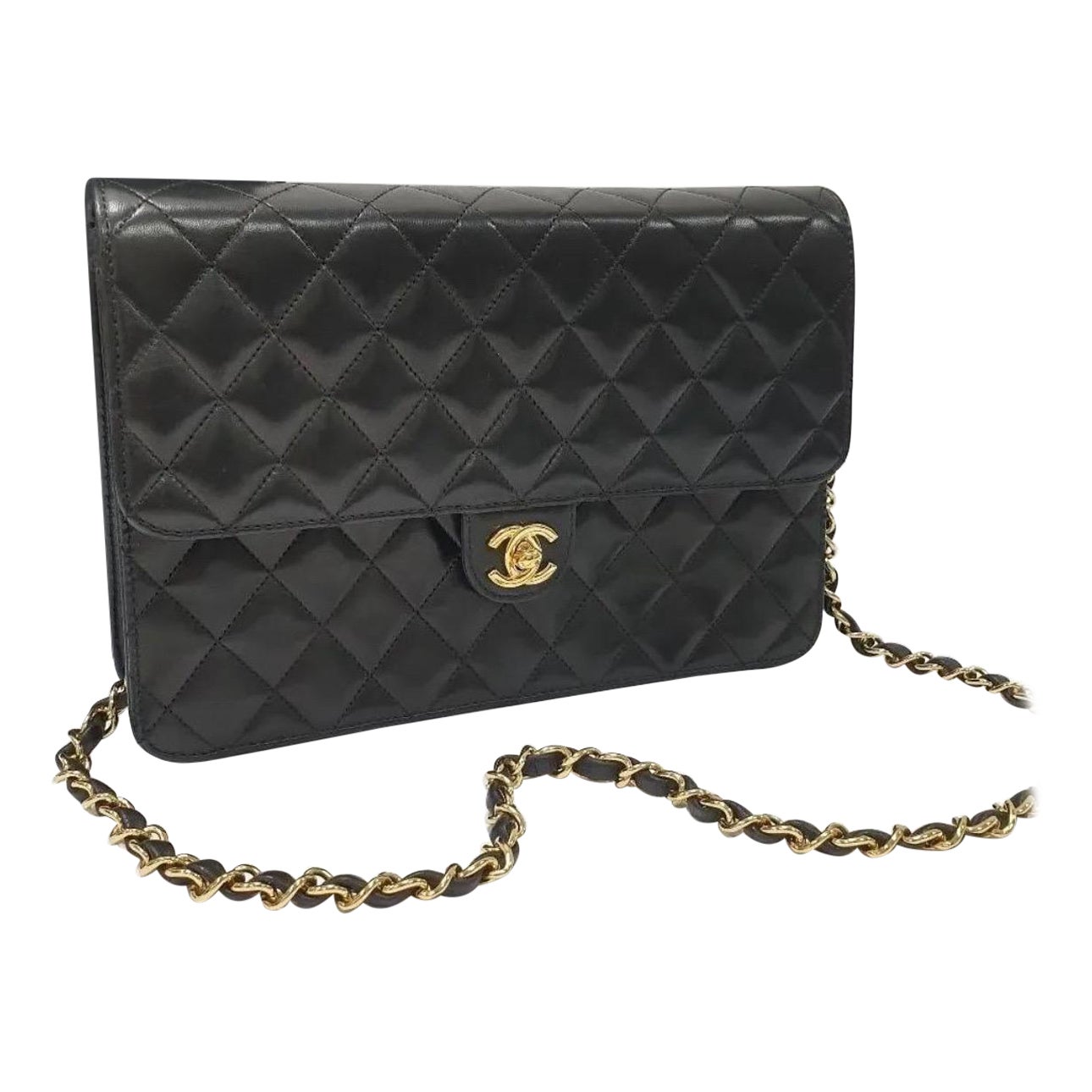 Chanel Vintage Black Lambskin Classic Flap Bag For Sale