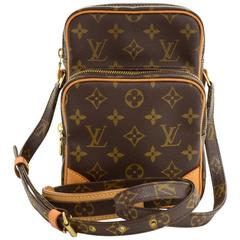 Louis Vuitton Amazone Monogram Canvas Messenger Bag