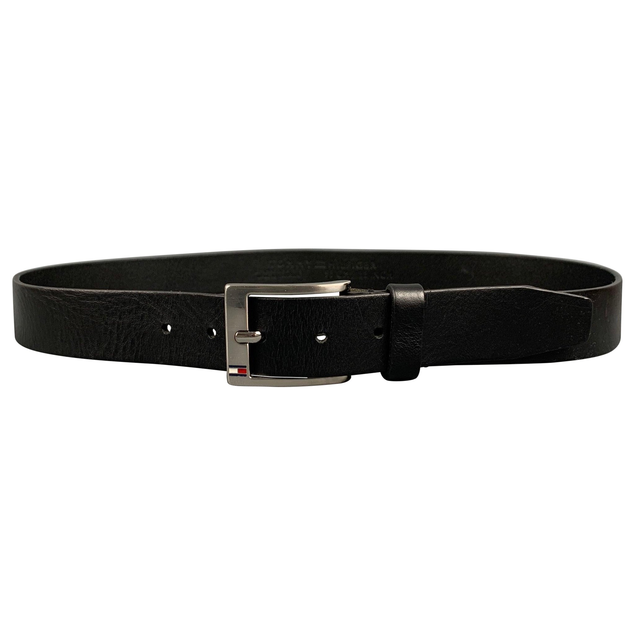 TOMMY HILFIGER Size 38 Black Leather Belt For Sale