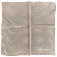 WILKES BASHFORD carré de poche en soie rose et blanche à pois